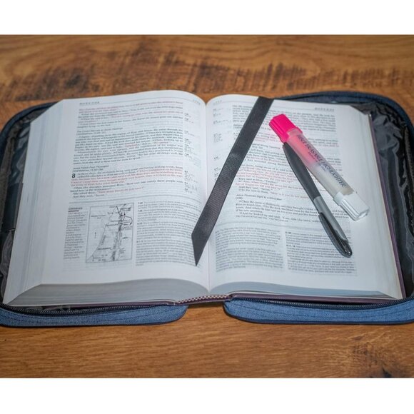 Christian Flag with Cross Denim Cotton Bible Cover, Large NWT - Picture 2 of 4